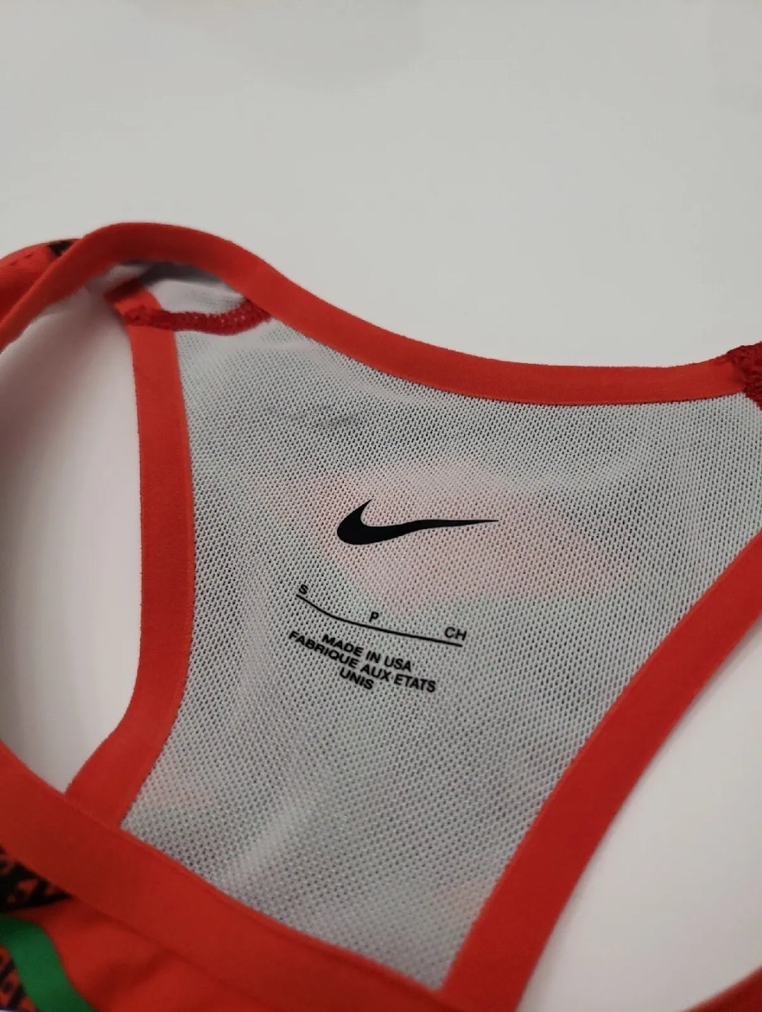 Nike pro elite Kenya Crop size small new rare