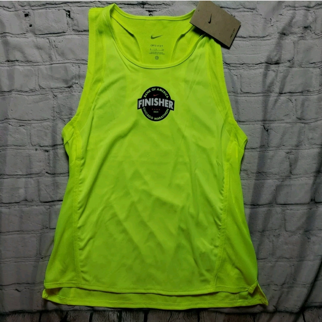 dn6988-702 New with Tag  Women's Nike Dri-FIT Chicago Marathon Finisher Small Singlet