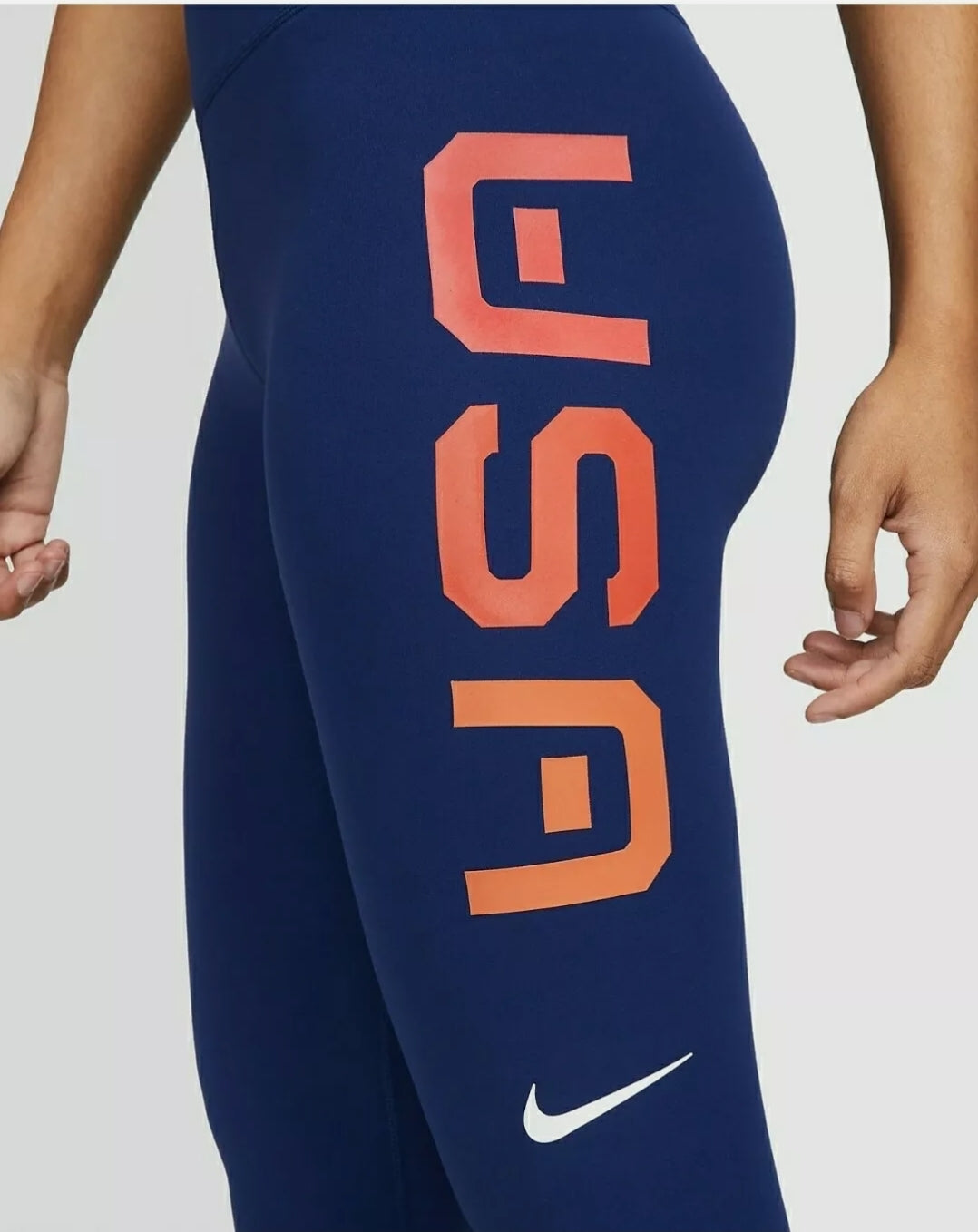 Nike Yoga Luxe Dri-FITWomen's High-Waisted 7/8 Ribbed Infinalon Leggings